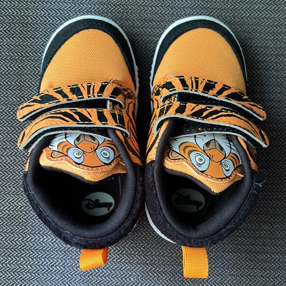 Disney Baby Sneakers - Picture 2 of 9